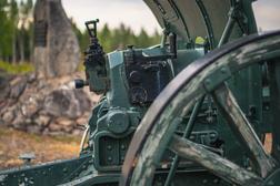 122-Millimeter-Putilow-Haubitzen in Palovaara Gedenkenstätte Ilomantsi, Finnland.