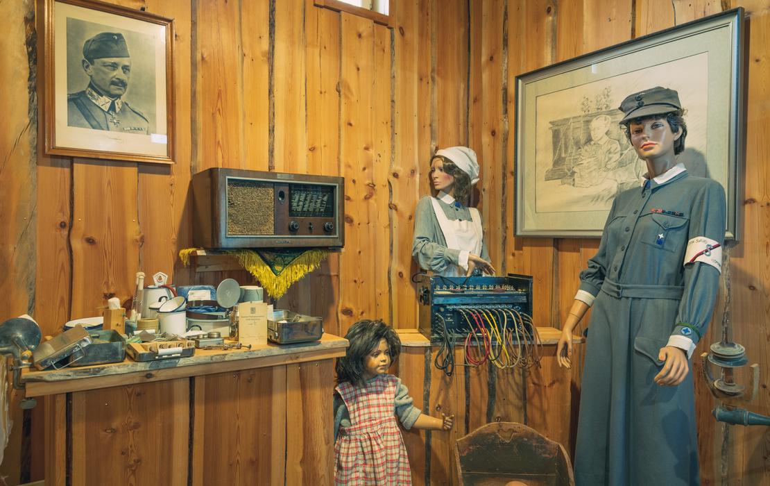 Lotta Sv&auml;rd n&auml;yttely