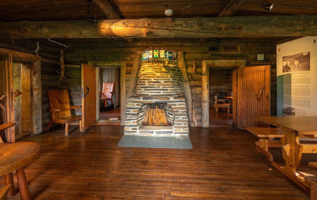 Rukapirtin tupa, takkahuone