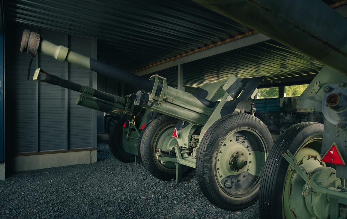 Tykkikatoksen tykkej&auml;, 122 H 09-40