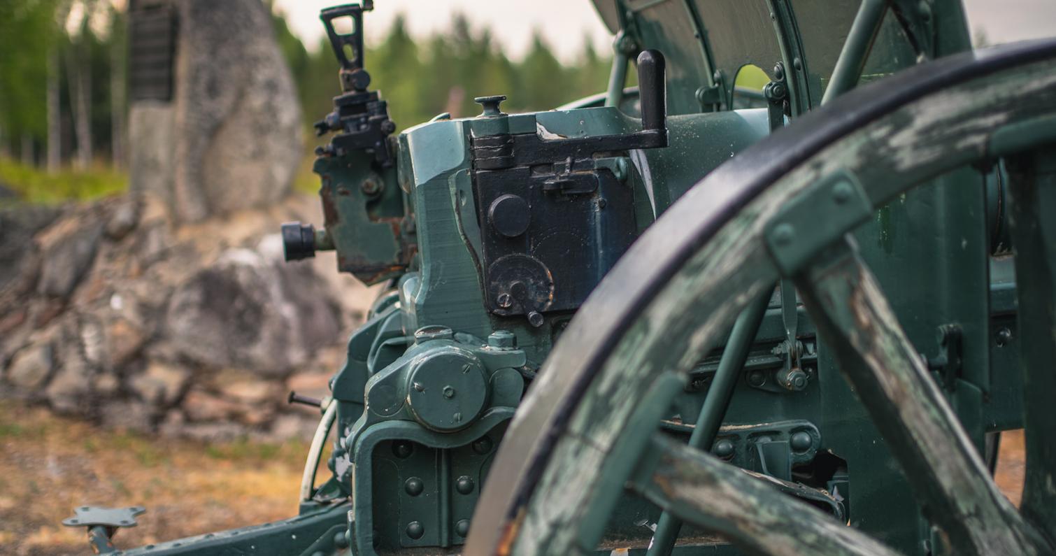 122-Millimeter-Putilow-Haubitzen in Palovaara Gedenkenstätte Ilomantsi, Finnland.