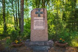 War memorial of the Finnish 21st Brigade in M&ouml;hk&ouml; village.
